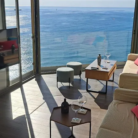 Exclusive Skyline Apartmán *